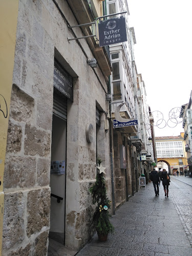 Esther Adrián Imagen