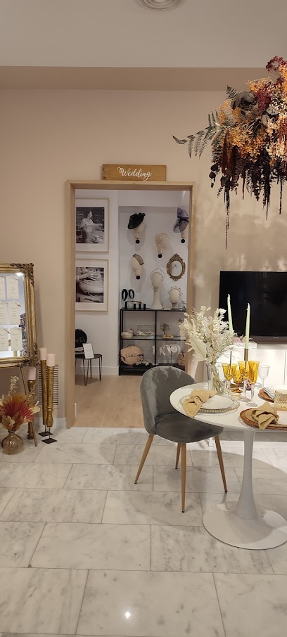 Davidi Dú, tocados de novia e invitada. Pamelas y diademas, maxi lazos y sombreros en Donostia y Gipuzkoa - Opiniones y contacto Davidi Dú, tocados de novia e invitada. Pamelas y diademas, maxi lazos y sombreros en Donostia y Gipuzkoa - Opiniones y contacto