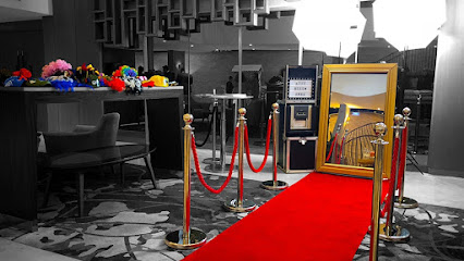 Fotomatón Zaragoza espejo mágico - Opiniones y contacto Fotomatón Zaragoza espejo mágico - Opiniones y contacto