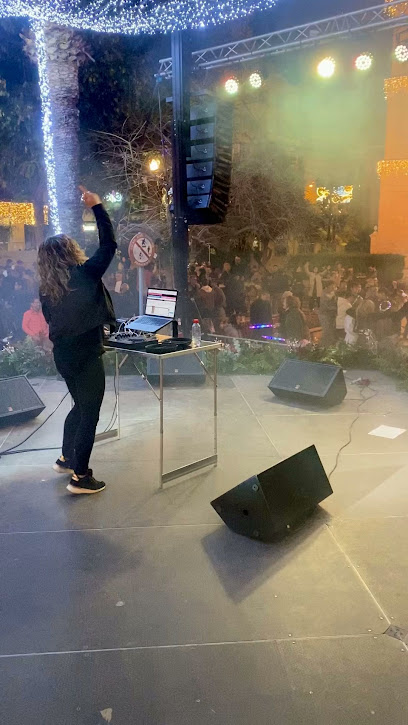 Alesmile DJ - Opiniones Alesmile DJ - Opiniones